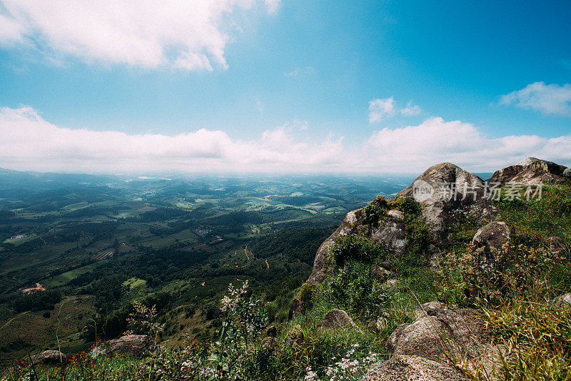 Serra da Mantiqueira，靠近波科斯・德・卡尔达斯市-米纳斯吉拉斯州-巴西